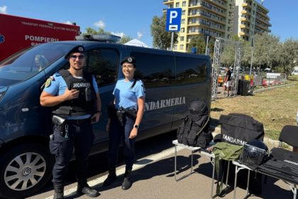 foto jandarmeria constanta in mijlocul actiunii la mamaia rally show 2025 68cfff3055ebb