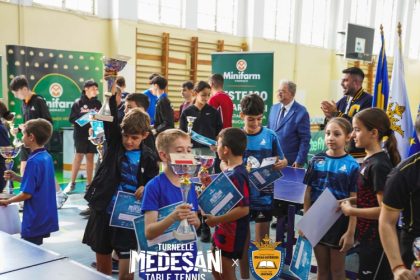 galerie foto sergiu medesan ne dorim sa crestem comunitatea sportiva din constanta si sa oferim sansa tuturor sa descopere frumusetea tenisului de masa 68daefec2f479