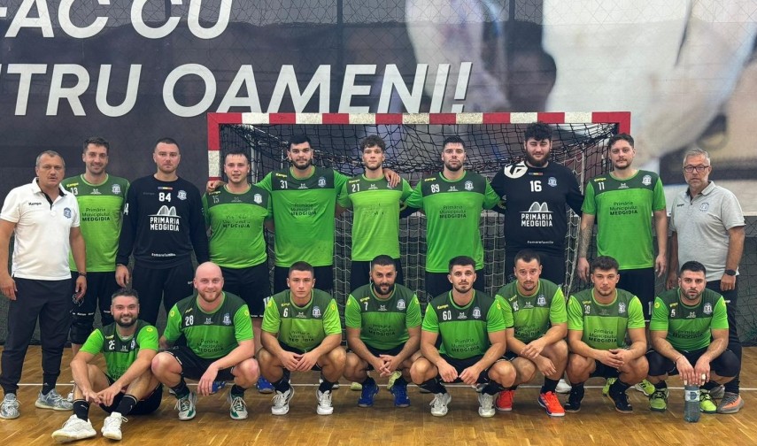 handbalistii infrangere la debut experienta csa steaua bucuresti si a spus cuvantul galerie foto 68ca729b36866