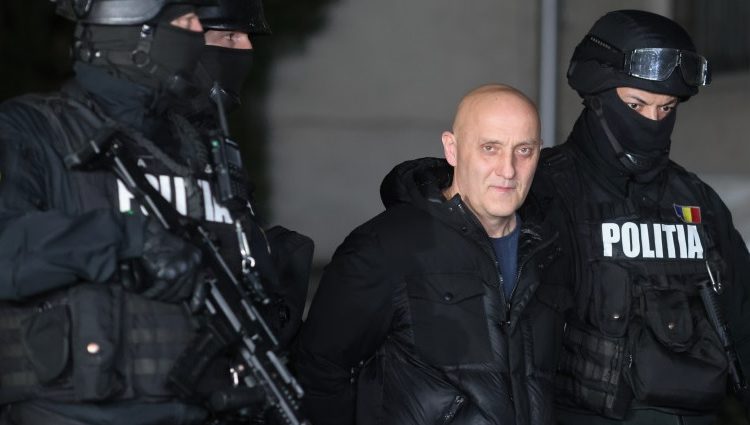 horatiu potra este in continuare retinut zvonul lansat de apropiatii sai ca ar fi fost lasat liber cu scuzele de rigoare a fost infirmat 68d8ec4e631f5