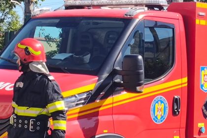 incendiu de vegetatie uscata pe strada justitiei din constanta 68c0261ce07fa