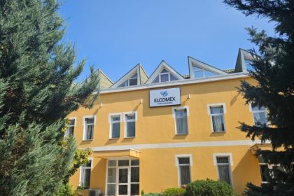 lichidatorul firmei elcomex agroindustrial vinde o fabrica de lapte si sute de terenuri din judetul constanta 68bb6521315ae