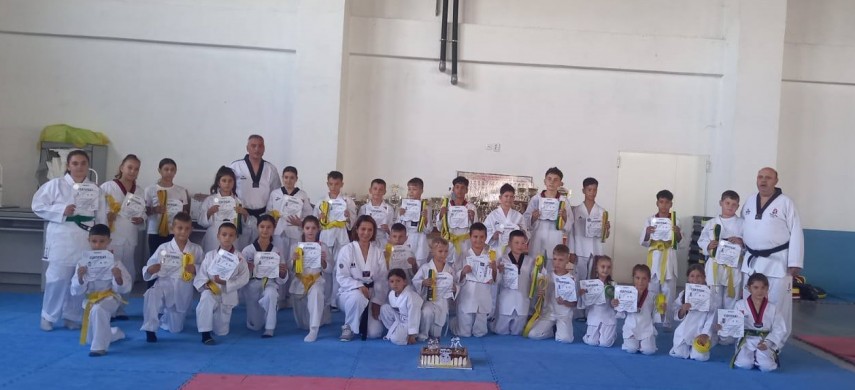luptatorii de la csc mihail kogalniceanu au promovat examenul de grad sa reprezinte comunitatea noastra si romania cu mandrie galerie foto video 68c18527d494d