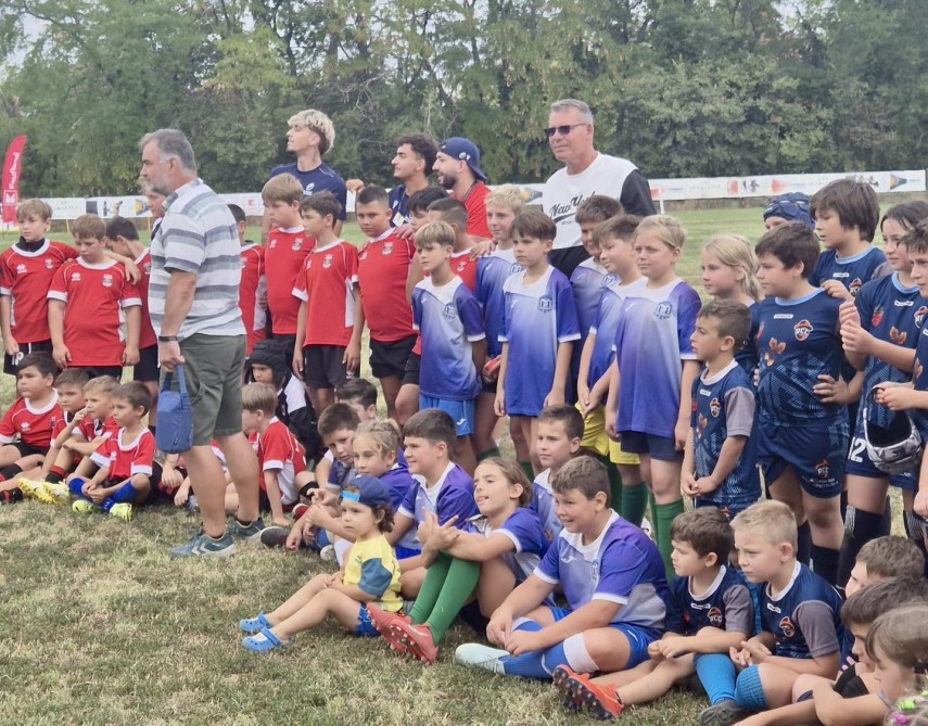 micii rugbysti evolutii reusite in trofeul legendele rugby ului romanesc galerie foto 68b80b5717a13