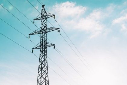 ministrul bogdan ivan va prezenta in csat problema securitatii energetice a romaniei dupa ce preturile au explodat 68b98ea01db65