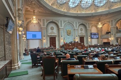 motiunile de cenzura au fost respinse aur anunta ca ataca la ccr proiectele guvernului bolojan 68bdfead44cf6