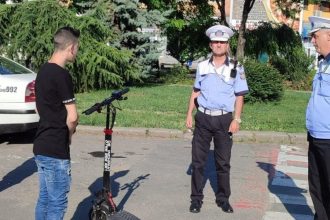 peste 18 000 de pietoni biciclisti si conducatori de trotinete sanctionati intr o saptamana 68bbf25287467