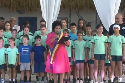 premierea sportivilor in comuna cumpana niciodata nu vom obosi cand vorbim de educatia copiilor nostri galerie foto video 68c81dc788f40
