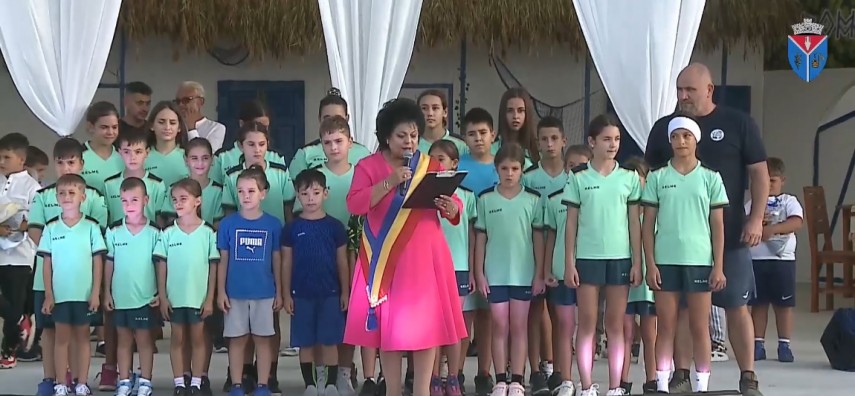 premierea sportivilor in comuna cumpana niciodata nu vom obosi cand vorbim de educatia copiilor nostri galerie foto video 68c81dc788f40