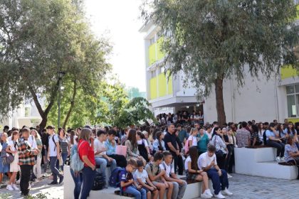 presedintele consiliului judetean tulcea horia teodorescu prezent la festivitatea de deschidere a noului an scolar la liceul teoretic grigore moisil 68bec307e82fd