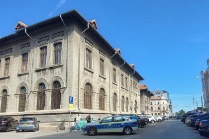 profesoara palmuita de un elev la colegiul national mircea cel batran constanta 68c880207bd16