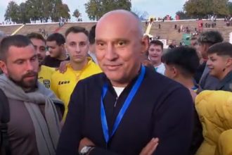 sa fii antrenor e cel mai greu pe banca te transformi cred ca eu eram eliminat la fiecare meci video 68da91c5a9fec