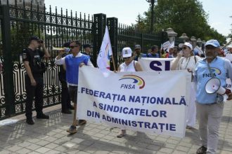 sindicatele din administratia publica anunta declansarea unor proteste masive in romania urmate de o greva generala 68b94cfcb9021