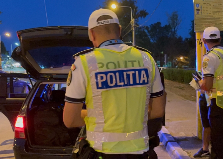 sofer prins baut la volan in mihail kogalniceanu a incercat sa fuga de politisti dar a fost prins 68ba870b99560