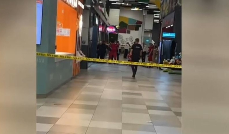 un barbat a fost injunghiat cu propria arma dupa ce l a atacat pe sotul fostei iubite intr un mall din bucuresti 68ca9984ea44f