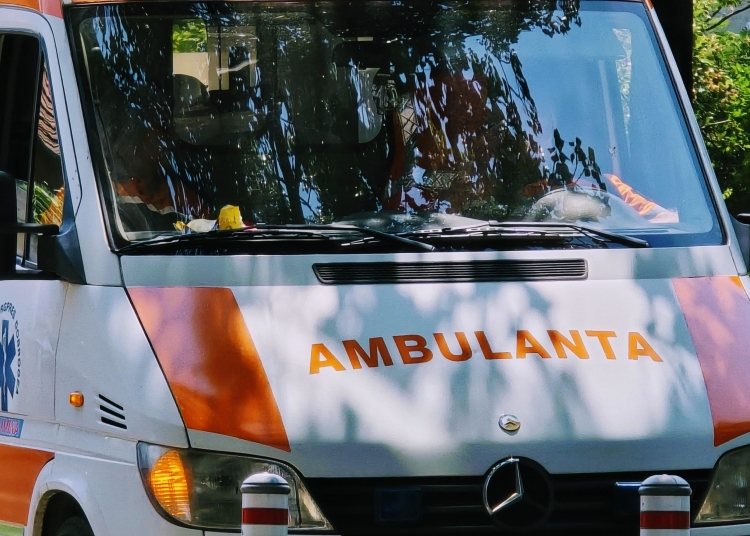 un minor a ajuns la spital in urma unui accident trei victime 68ce38a6dfc7e