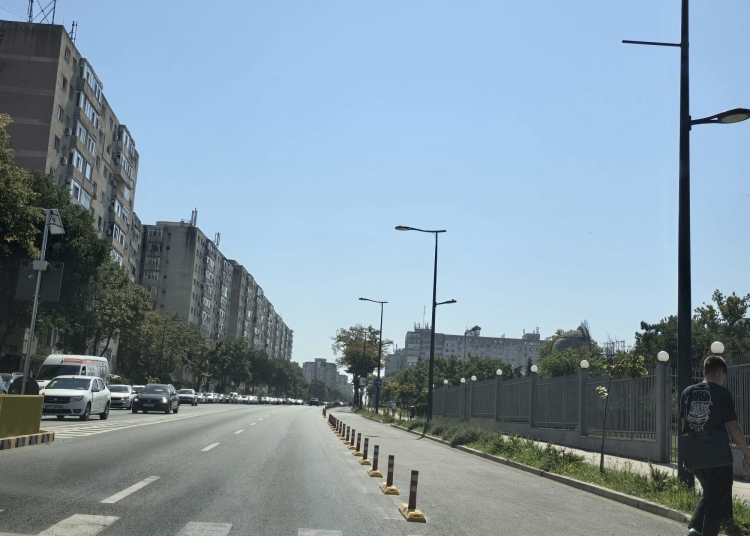 video a inceput montarea stalpisorilor pe lapusneanu parcarile devin istorie 68b8b52d13242