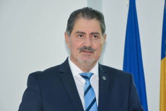 video deputatul felix bulearca despre provocarile sportului cu balonul oval totul pentru fotbal rugby ul se chinuie sa supravietuiasca 68c72e7b1ef80
