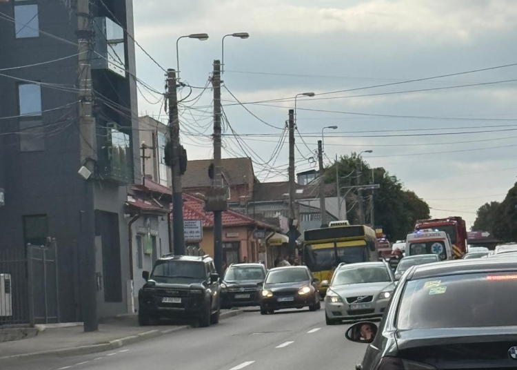 accident rutier in constanta autobuz si autoturism implicate intr o coliziune pe bulevardul i c bratianu 68dd1f12e055e