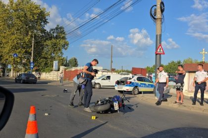accident rutier la harsova un motociclist a ajuns la spital 68f37b854687a