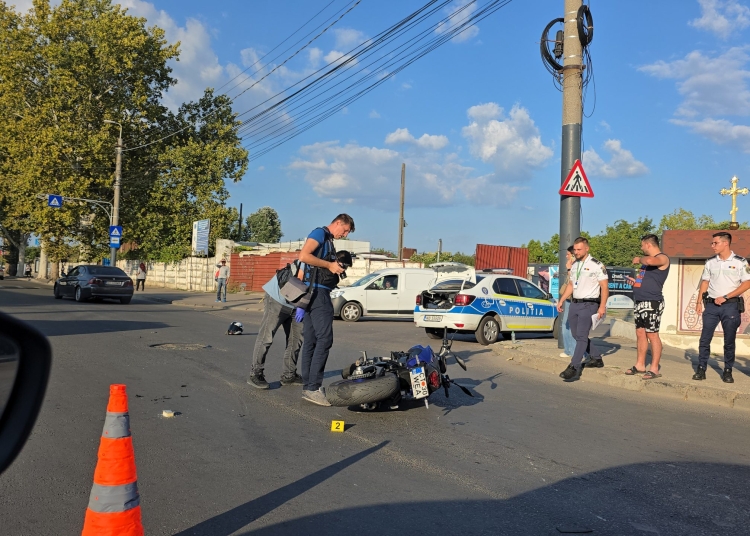 accident rutier la harsova un motociclist a ajuns la spital 68f37b854687a
