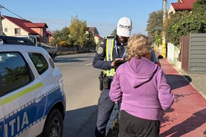 actiune de amploare a politistilor rutieri in constanta sute de amenzi pentru pietoni biciclisti si utilizatorii de trotinete electrice 68f9138f04751