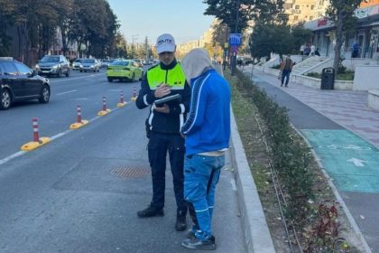 actiune de amploare pentru prevenirea accidentelor politistii rutieri au stat cu ochii pe pietoni si pe utilizatorii trotinetelor electrice 68f7356e09d41