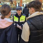 actiuni preventive ale politistilor la mangalia si harsova elevii unei scoli au fost angrenati in activitati interactive 68f756414d7ed