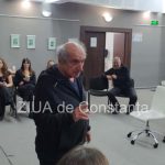 actorul mihai gruia sandu isi da intalnire cu studentii de la facultatea de arte ai universitatii ovidius constanta fotovideo 68ee02767eb46