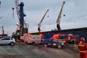 alerta in portul constanta incendiu la bordul unei nave 68dc4f38b8de0
