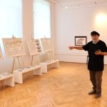 artistul ion titoiu in centrul atentiei la vernisajul expozitiei atelier 68e4e00f4f7db