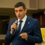 aur isi doreste desfiintarea curtii constitutionale nu isi mai are rostul si nu mai are increderea romanilor 68ee306cee685