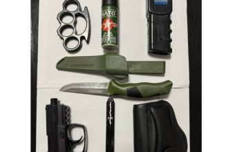 barbat depistat cu pistol cutit si dispozitiv cu electrosocuri asupra sa in zona garii din constanta 68f9d164a232c