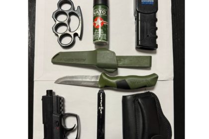 barbat depistat cu pistol cutit si dispozitiv cu electrosocuri asupra sa in zona garii din constanta 68f9d164a232c