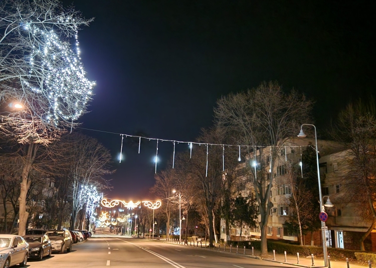 bugete generoase pentru luminitele de craciun in plina austeritate cat platesc orasele din romania 68f0061b260df