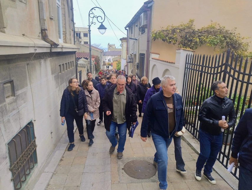 cand au loc primele tururi ghidate organizate de mina constanta in luna noiembrie p 69009fa1e6037