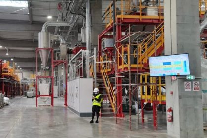 cel mai mare reciclator de pet uri din romania se judeca la constanta cu firma care vrea santierul naval mangalia din cauza unor restante 69016c69d83d1