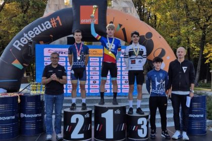ciclistii pe podium la cupa romaniei de sosea s au aflat printre premianti galerie foto 68ee12f809198