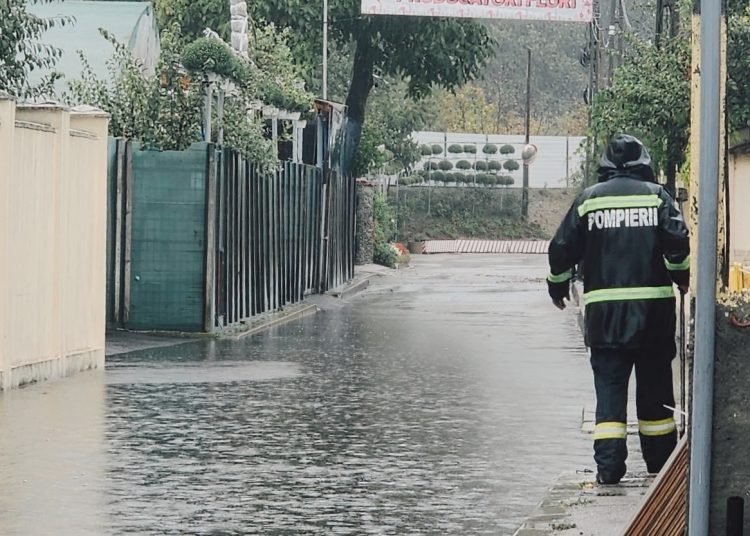 cod rosu de inundatii pe rauri din mai multe judete situatia la constanta 68de832b81499