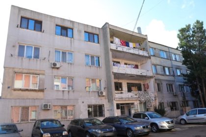 consilierii locali au aprobat vanzarea prin licitatie a zece apartamente din cartierul cet 69021cd71c8f5