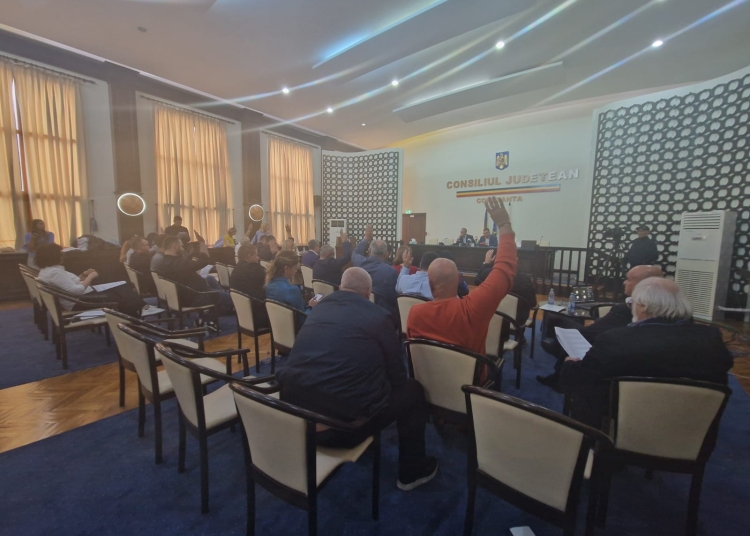 consilierii locali isi pastreaza indemnizatiile proiectul grupului aur retras de primarul vergil chitac 69020ec4a2821