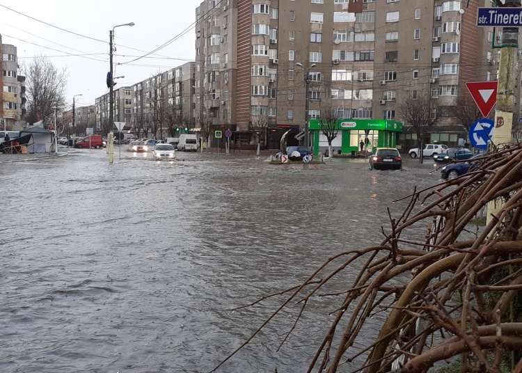 constanta din nou sub atacul apelor coduri rosii repetate in ultimii ani ploi torentiale si inundatii dramatice pe litoral 68e5905838d78