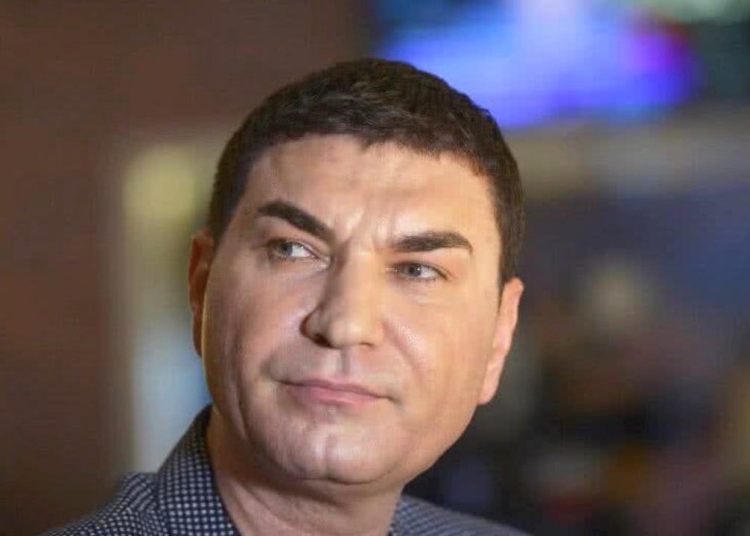 cristi borcea a reactionat dupa ce s a spus ca ar putea sa fie audiat in dosarul de inselaciune in care e implicata sora lui carmen dan 68f0f5cf2c45a