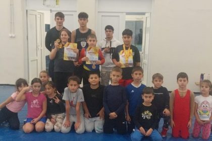 cs navodari sase medalii la festivalul micului luptator andreea ulmeanu a cucerit aurul galerie foto 68e9121d3d89b