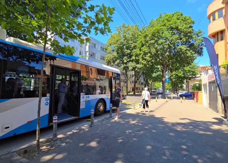 ct bus autobuzele de pe linia 42 intorc la poarta 1 68f493c1062cf