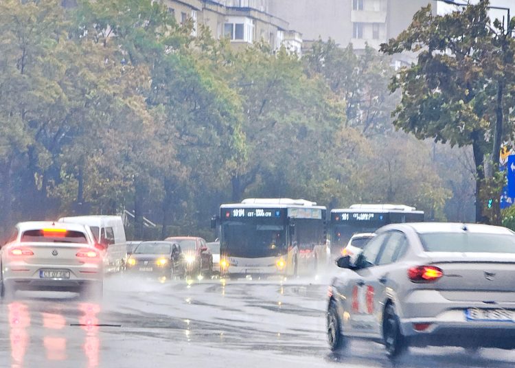 ct bus se circula pe toate liniile 68e6050ae18b5