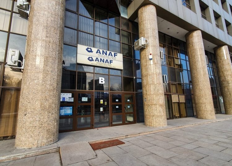 evaziune fiscala cu panouri fotovoltaice 17 firme implicate intr o schema transfrontaliera anchetata de anaf si parchet 68ece65c95d61