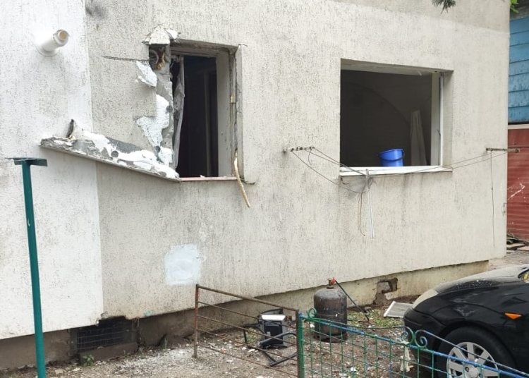 explozie la un bloc din murfatlar un barbat a ajuns la spital 68e0deaccfb62