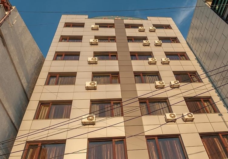 fostul hotel gmg va fi transformat intr o clinica medicala iata cine este investitorul 68f55eda3df7e
