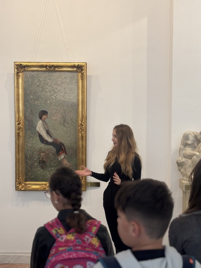 foto atelier de creatie la muzeul de arta constanta cu elevii de la scoala gimnaziala nr 8 scoala gimnaziala nicolae tonitza si scoala gimnaziala dimitrie cantemir 690094bb7fe14